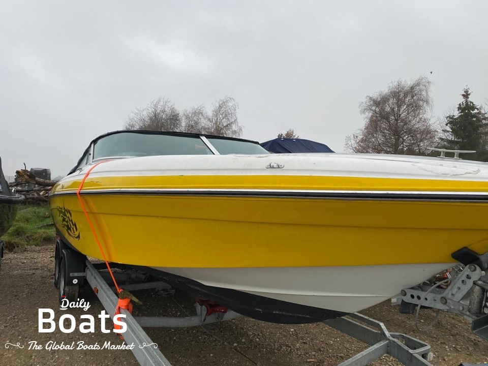 1993 Rinker 232 for sale. View price, photos and Buy 1993 Rinker 232 ...