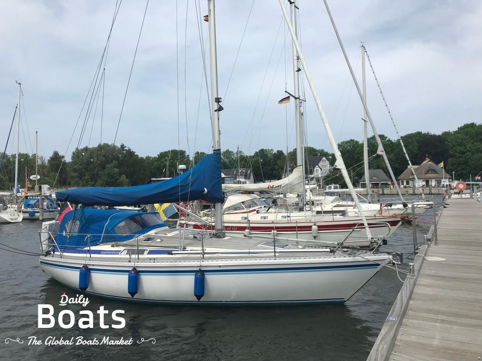 1989 Comfortina (SE) 32 for sale. View price, photos and Buy 1989 ...