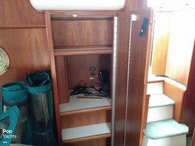 1995 Carver Yachts 355 Aft Cabin на продаж