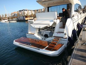 2022 Prestige Yachts 520 eladó