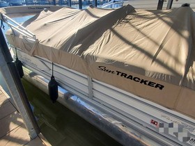 2017 Sun Tracker Party Barge 22 Dlx for sale
