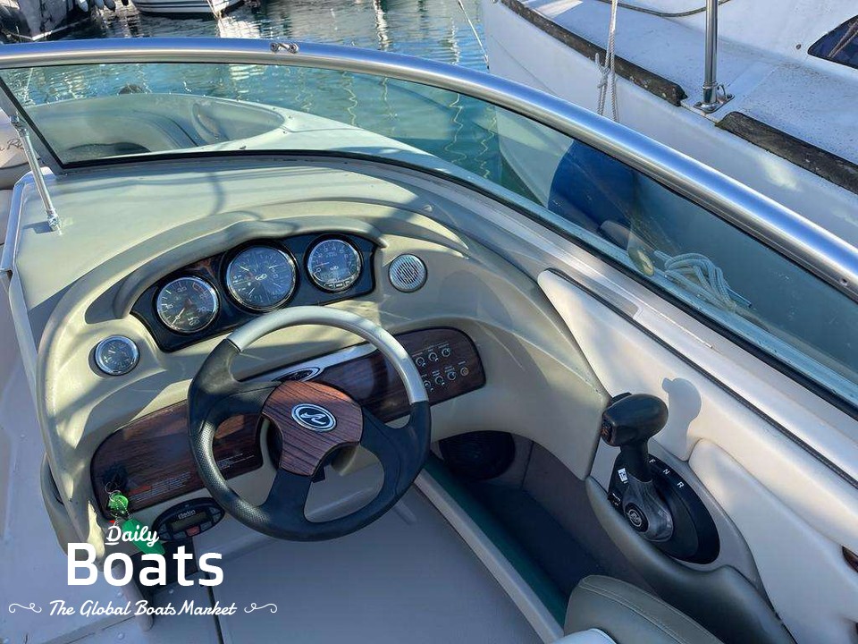 2004 Sea Ray 220 Select for sale. View price, photos and Buy 2004 Sea