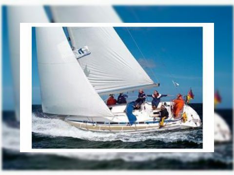 Bavaria 37