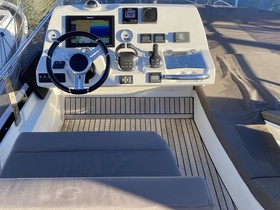 2017 Prestige Yachts 460 Fly