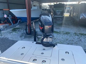 2005 Hewes Redfisher 21