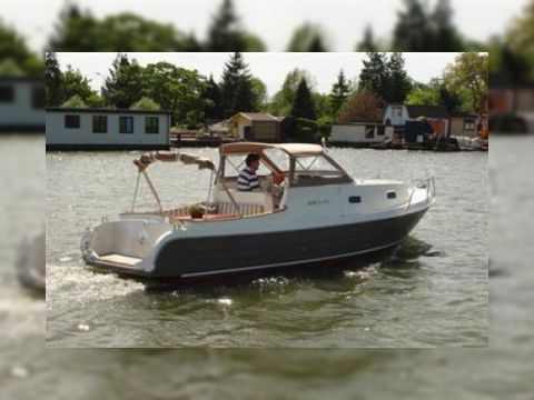 Starcruiser 750