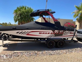 2015 Malibu Wakesetter 22Mxz