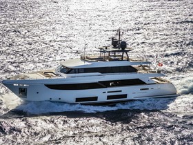 2023 Ferretti Yachts Custom Line Navetta 33
