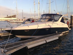 Regal 3260 Commodore