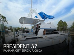 President Yachts 37 Sundeck