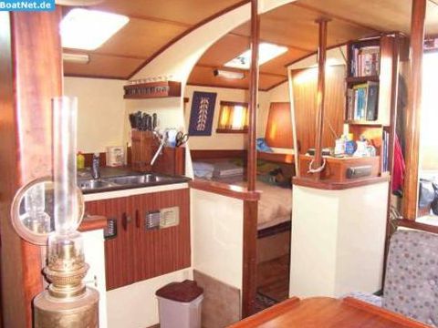 1976 Telstar 35