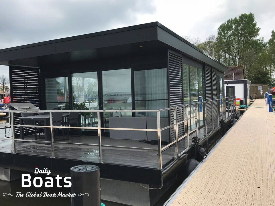 2018 Marinhome 84 Prestige Jan Des Bouvrie for sale. View price, photos