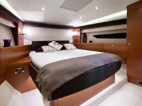 2017 Prestige Yachts 620 Fly eladó