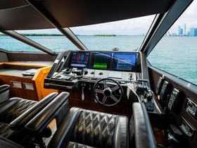 Vegyél 2019 Sunseeker 86 Yacht