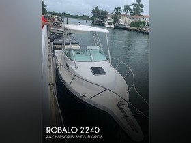 Robalo Boats 2240