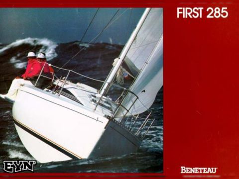 Beneteau First 285