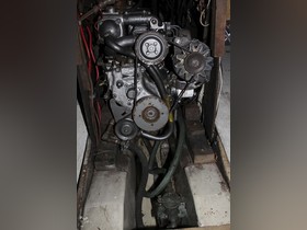 1972 CAL 33
