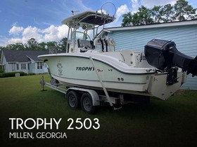 Trophy Boats 2503
