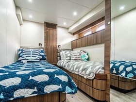 2007 Fairline Squadron 68