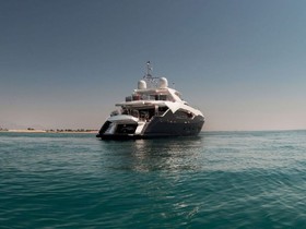 Osta 2011 Sunseeker Yacht