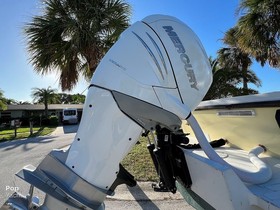 1992 Mako 250B