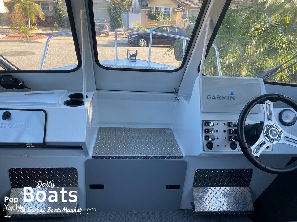 2020 Kingfisher 2025 Escape Ht Pilot House for sale. View price, photos