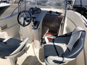 2005 Quicksilver 635 Commander for sale