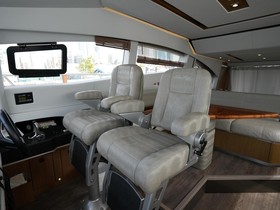 Vegyél 2018 Sea Ray L590 Fly