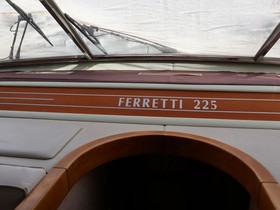 1994 Ferretti Yachts 225 Fly zu verkaufen