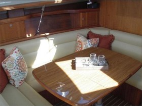 2004 Marlow-Hunter 44 Deck Salon za prodaju