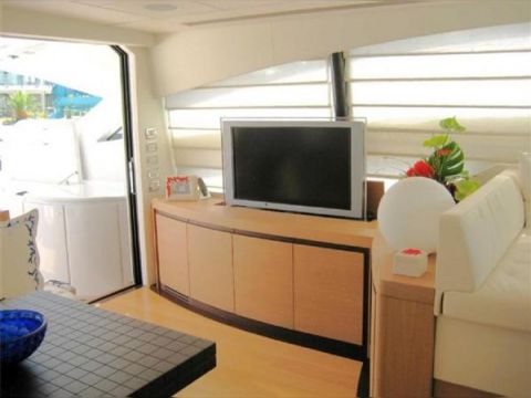 2007 Pershing 72