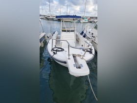 Boston Whaler Outrage 26