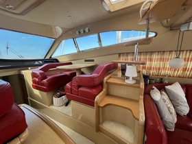 2005 Ferretti Yachts 530