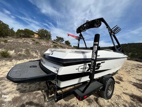 2013 Axis Wake Research A20