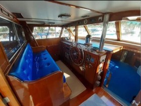 1965 Burger Boat Cockpit Flybridge Motor Yacht til salg
