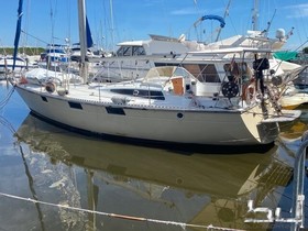 Dynamique Yachts 44
