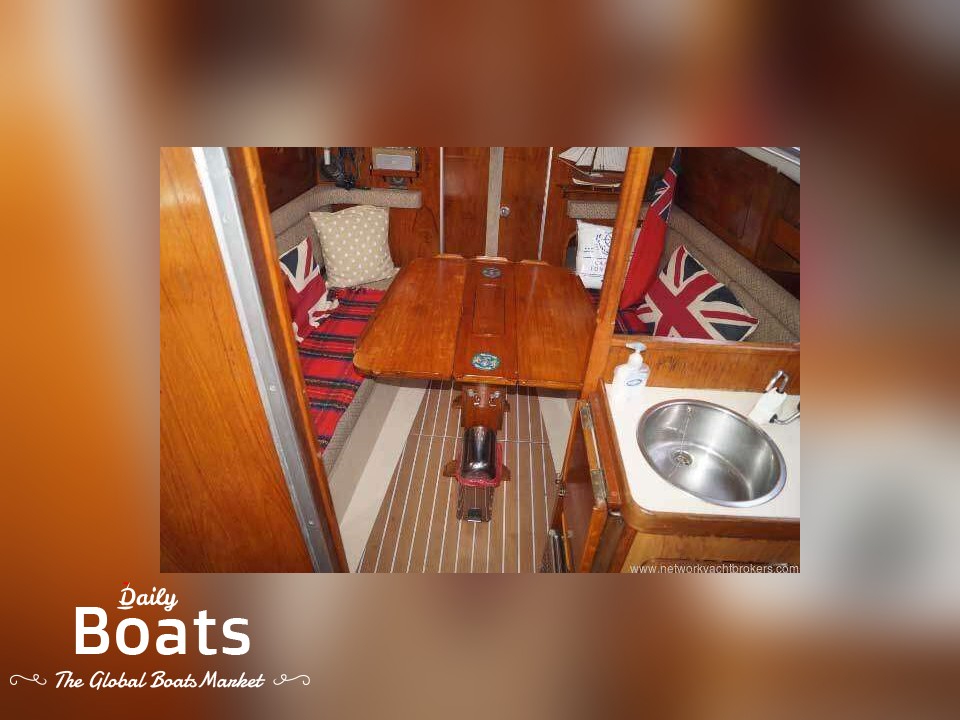 1983 Moody 27 Twin Keel for sale. View price, photos and Buy 1983 Moody