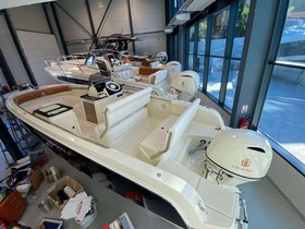 Invictus Yacht 200 Sx