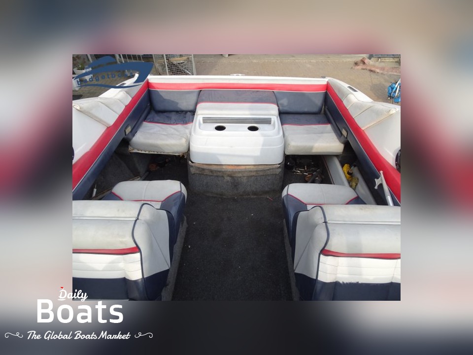 1990 Bayliner Capri 2252 for sale. View price, photos and Buy 1990