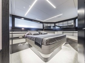 2023 Pershing 9X