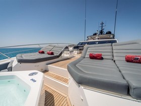 Osta 2017 Sunseeker 116 Yacht