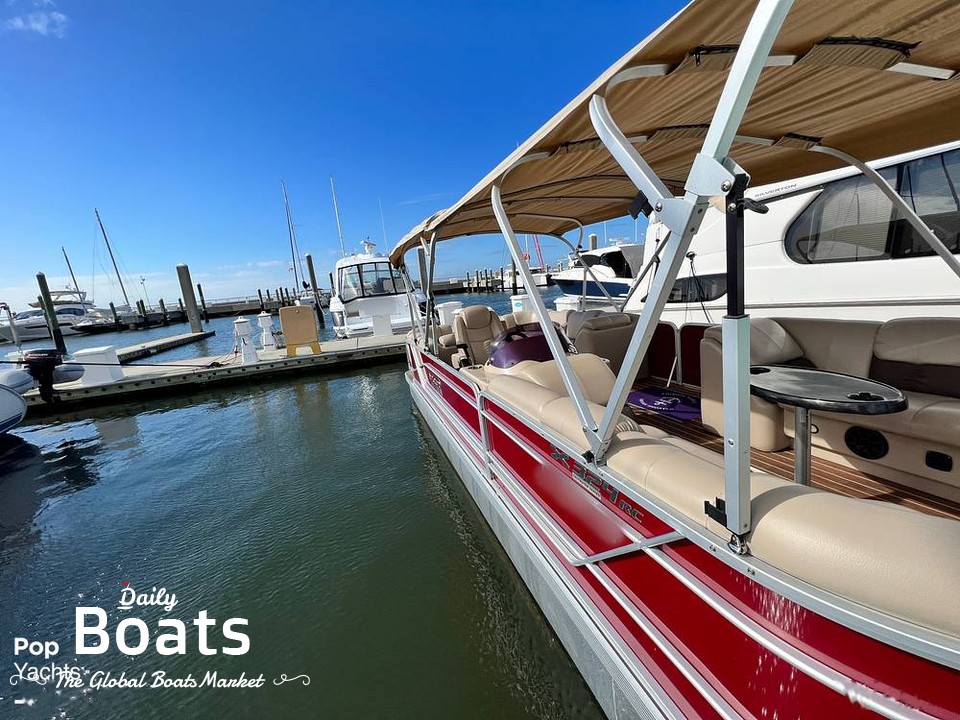 2019 G3 Boats Suncatcher X324Rc for sale. View price, photos and Buy