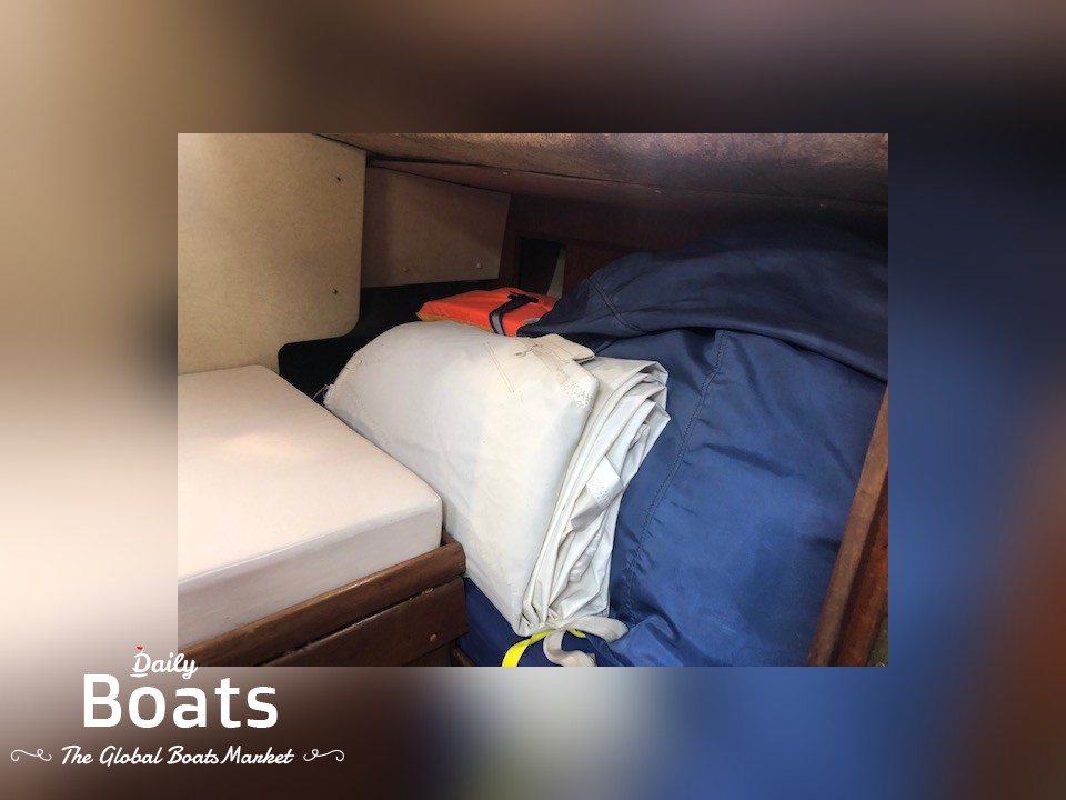 1980 Fairways Marine Freedom 35 for sale. View price, photos and Buy