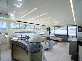 2018 Pershing 82 Vhp