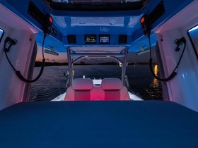 2023 Solace 32Cs