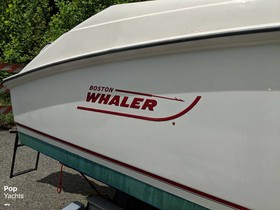 2004 Boston Whaler 240 Outrage