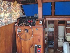 1988 Marinette Yachts 32 Sedan