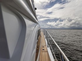 Buy 2014 Azimut Flybridge