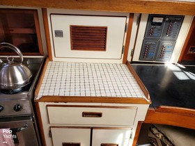 Buy 1991 Brewer Dolphin 43