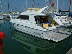 Ferretti Yachts Altura 36